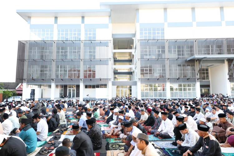 Shalat Idul Fitri 2026 Dipusatkan di Pelataran Gedung Ammatoa