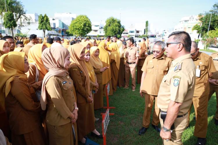 Hari Pertama Masuk Kantor, Bupati Andi Utta: Waktu Tidak Memberi Kesempatan untuk Mengulang, Tapi Kesempatan untuk Berubah