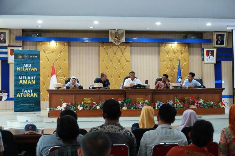 KKP Gelar Kampanye Perlindungan Nelayan, Bupati Andi Utta Tekankan Migrasi Aman dan Legal