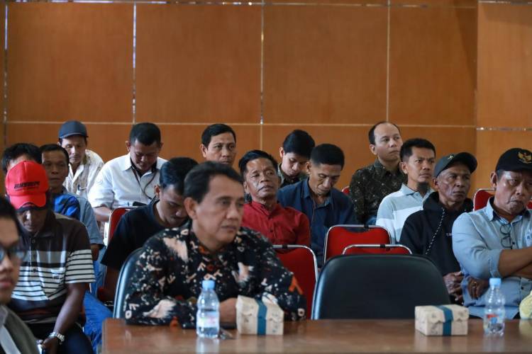 KKP Gelar Kampanye Perlindungan Nelayan, Bupati Andi Utta Tekankan Migrasi Aman dan Legal