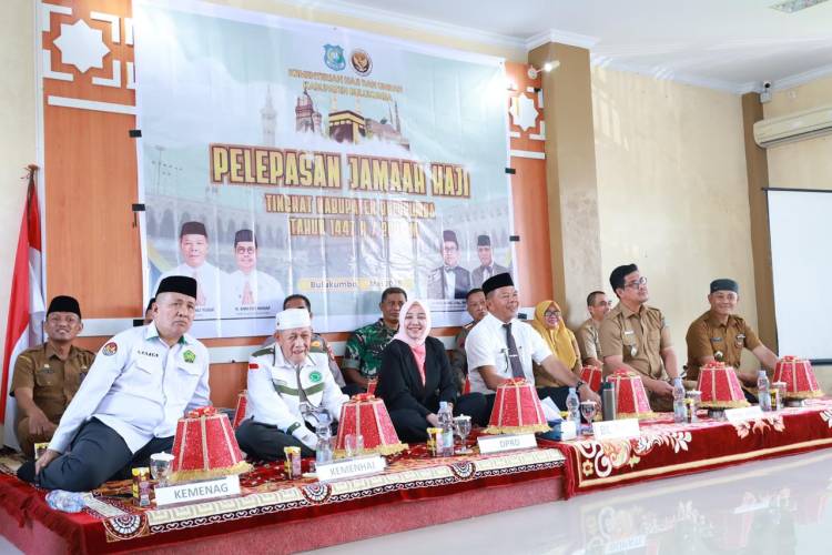 Bupati Andi Utta Minta Jemaah Calon Haji Saling Menolong