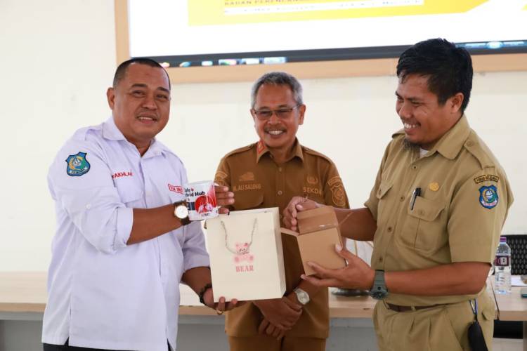 Bulukumba Menuju Kabupaten "Sangat Inovatif":  100 ASN Ikuti Coaching Clinic IGA Award di Gedung Pinisi