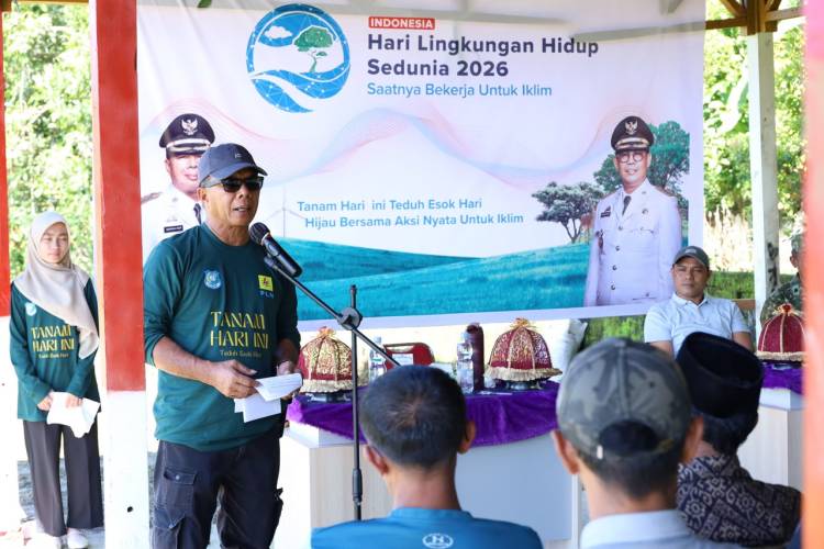 Tanam Pohon di Kindang Warnai Peringatan Hari Lingkungan Hidup Sedunia 2026