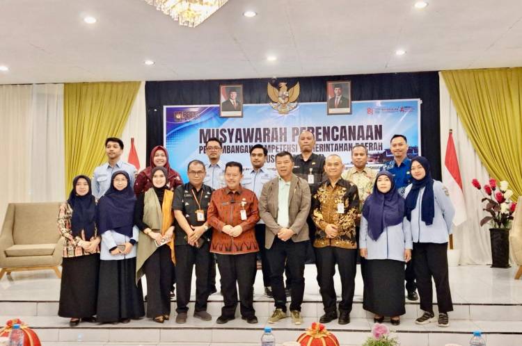 Bupati Andi Utta Bandingkan Kinerja ASN dan Swasta di Musrenbangkom BPSDM Kemendagri