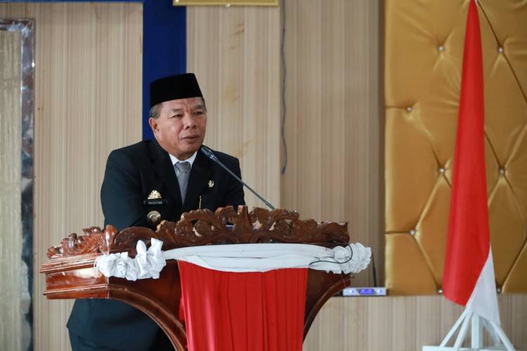 Lantik Puluhan Pejabat, Bupati Andi Utta: Jangan Beri Apa Pun Demi Jabatan, Tunjukkan Kinerja