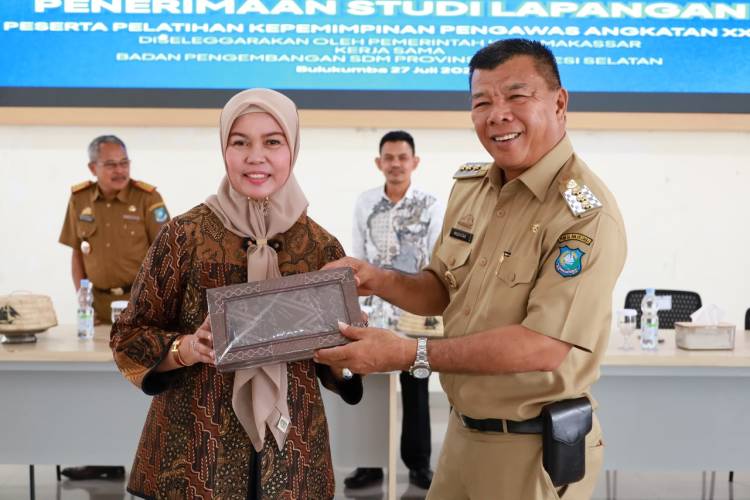 Andi Utta Terima Stula PKP Pemkot Makassar, Dipimpin Andi Herfida Muchtar