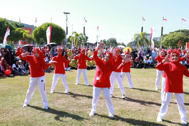Meriahkan HUT RI, Dharma Wanita Gelar Lomba Senam Kreasi TP PKK Bulukumba