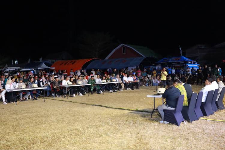 Bersama Lima Legislator, Bupati Andi Utta Gelar Dialog di Malam Jambore Pelayanan Publik Bontotiro