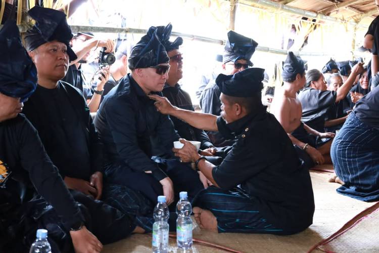 Ritual Andingingi Awali Rangkaian Festival Pinisi 2026, Teguhkan Harmoni Manusia dan Alam
