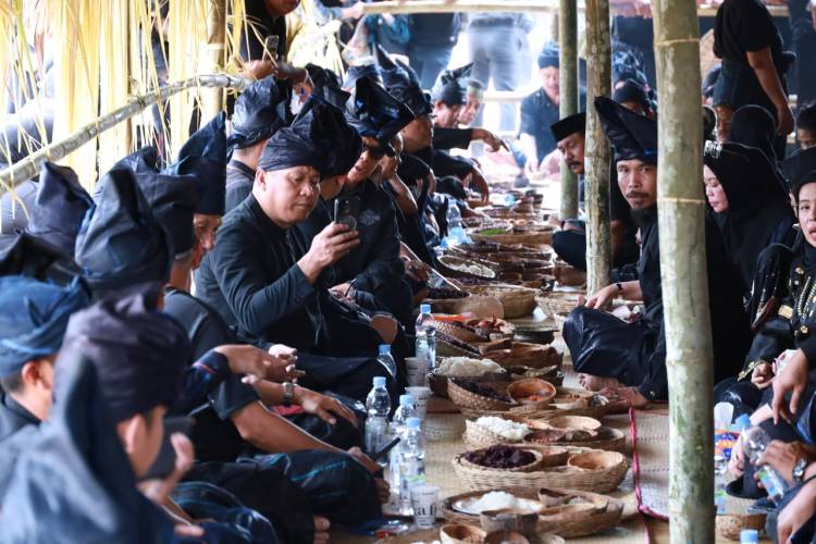 Ritual Andingingi Awali Rangkaian Festival Pinisi 2026, Teguhkan Harmoni Manusia dan Alam