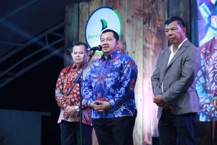 Bulukumba dan Penajam Paser Utara Jalin Kerja Sama Pembangunan Antar Daerah di Festival Pinisi 2026